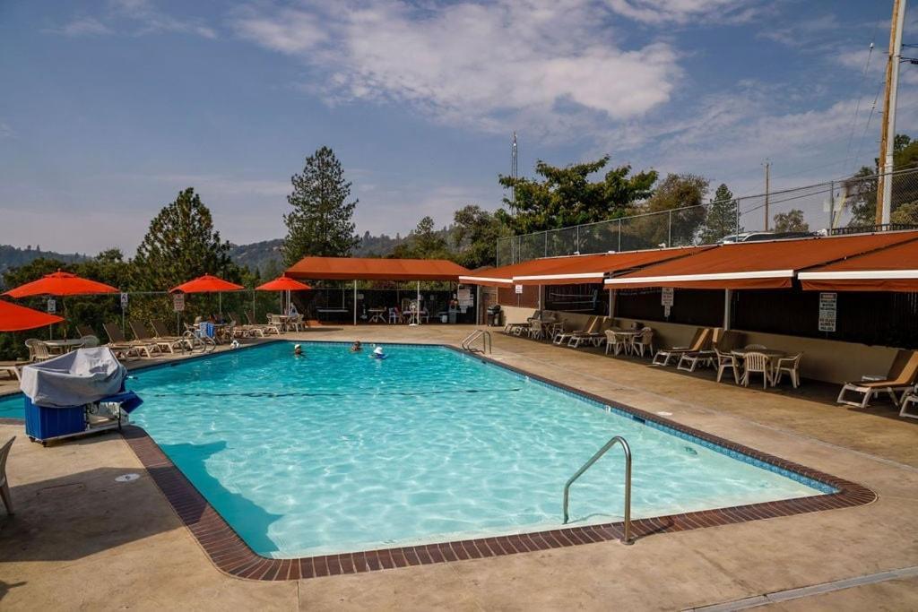 Holiday home Fisherman's Cove Retreat - Game Included!